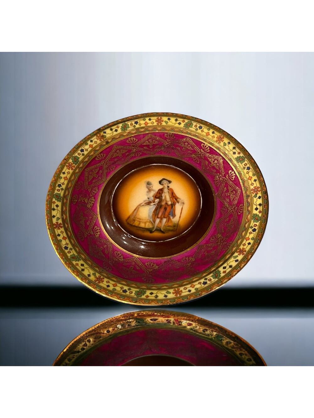 Royal Vienna Porcelain Small Rose Gold Trim Fragonard Cabinet Saucer 4 3/4”
